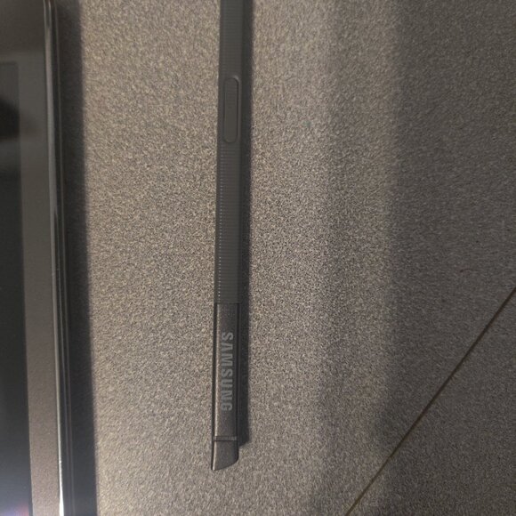 9.7in Samsung Tab A model: SM-P550 with S-Pen - Picture 5 of 6